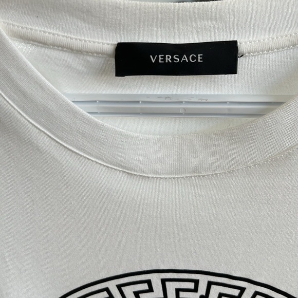 Versace T Shirt - Picture 2 of 2